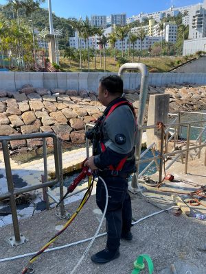 科技大學浮泡維修及裝嵌工程_1